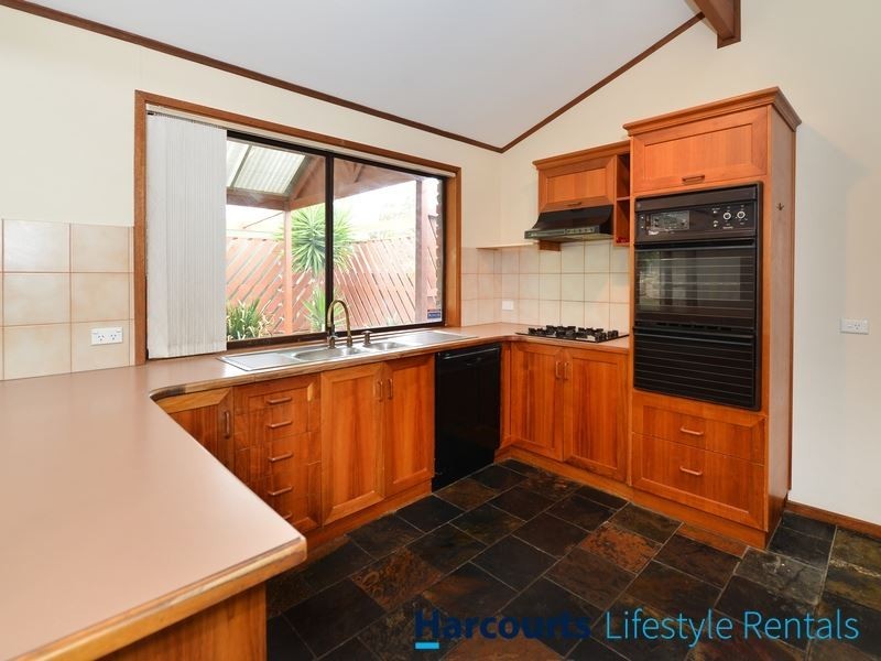 9 Santana Court, Hallett Cove SA 5158