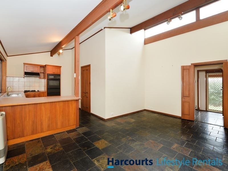 9 Santana Court, Hallett Cove SA 5158