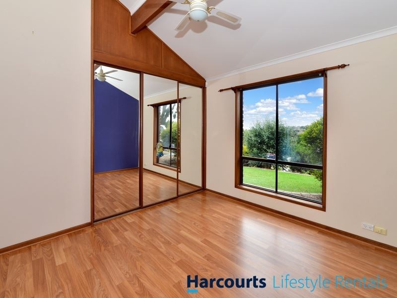 9 Santana Court, Hallett Cove SA 5158