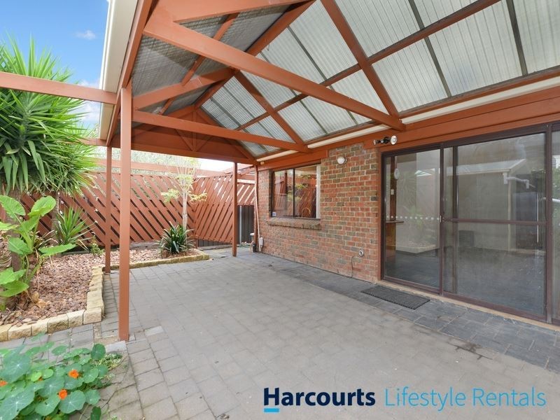 9 Santana Court, Hallett Cove SA 5158