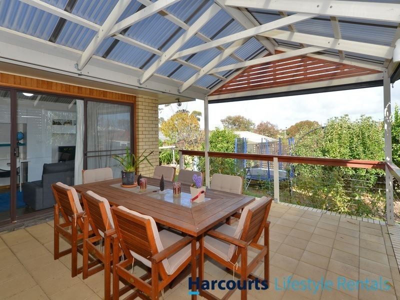 13 Falcon Avenue, Hallett Cove SA 5158