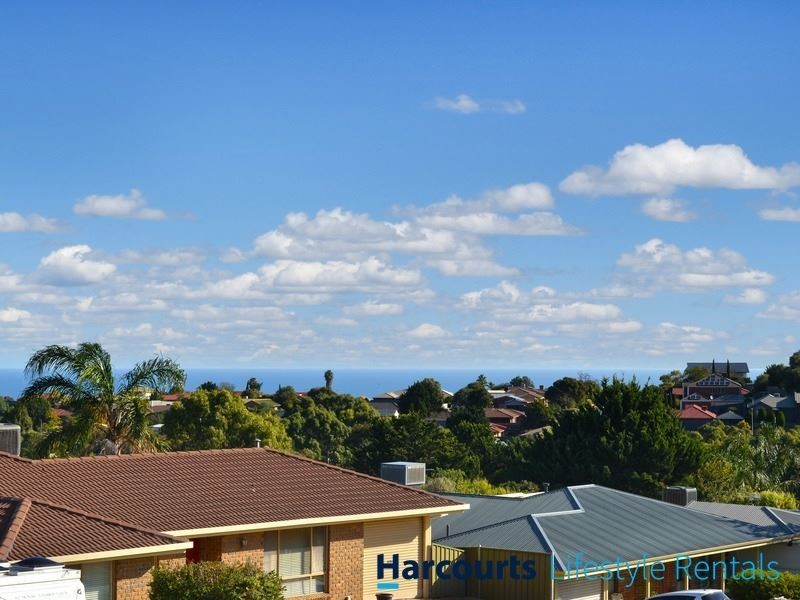 15 Slade Crescent, Hallett Cove SA 5158