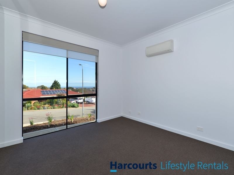 15 Slade Crescent, Hallett Cove SA 5158