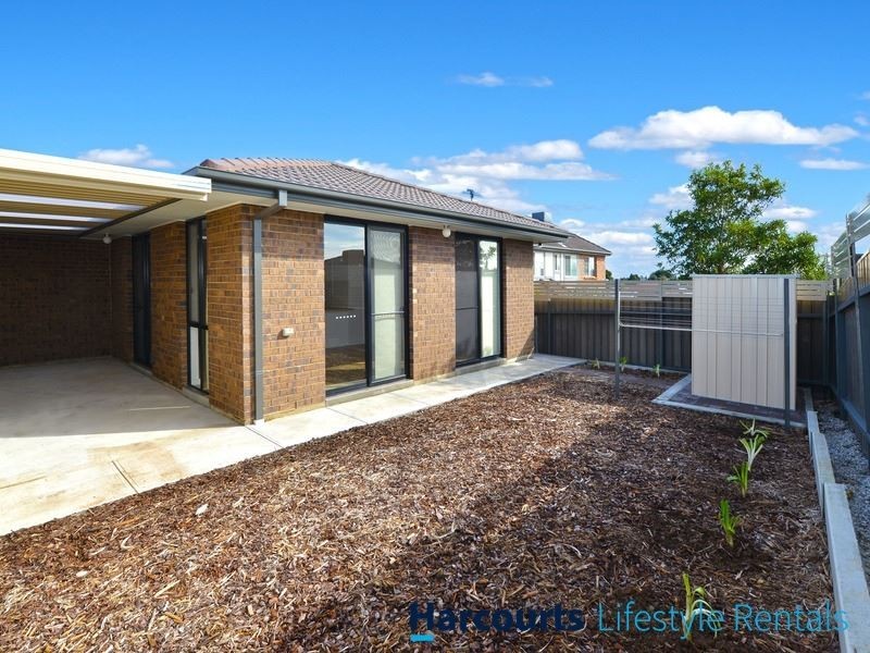 15 Slade Crescent, Hallett Cove SA 5158