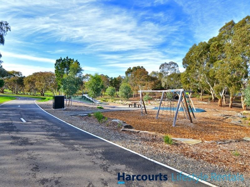 15 Slade Crescent, Hallett Cove SA 5158