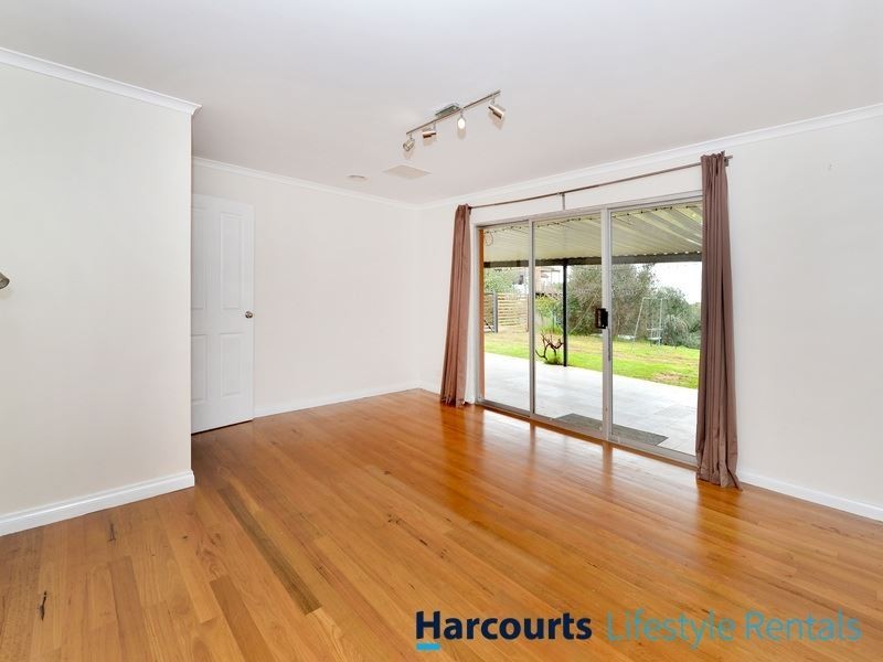 2 Grantala Court, Hallett Cove SA 5158