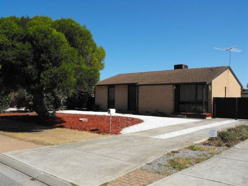 38 Tucker Crescent, North Haven SA 5018