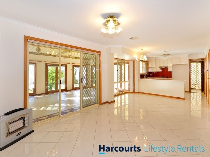5 Edward Beck Drive, Sheidow Park SA 5158