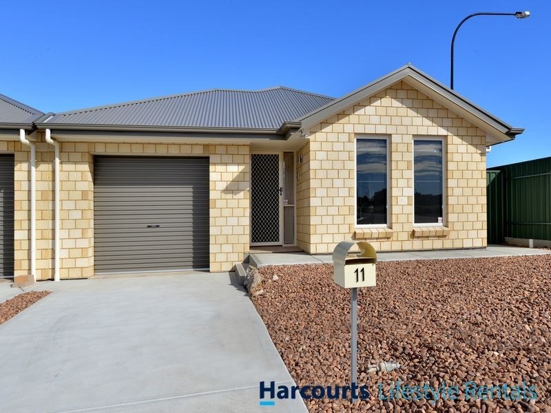 11 Blake Street, Hallett Cove SA 5158