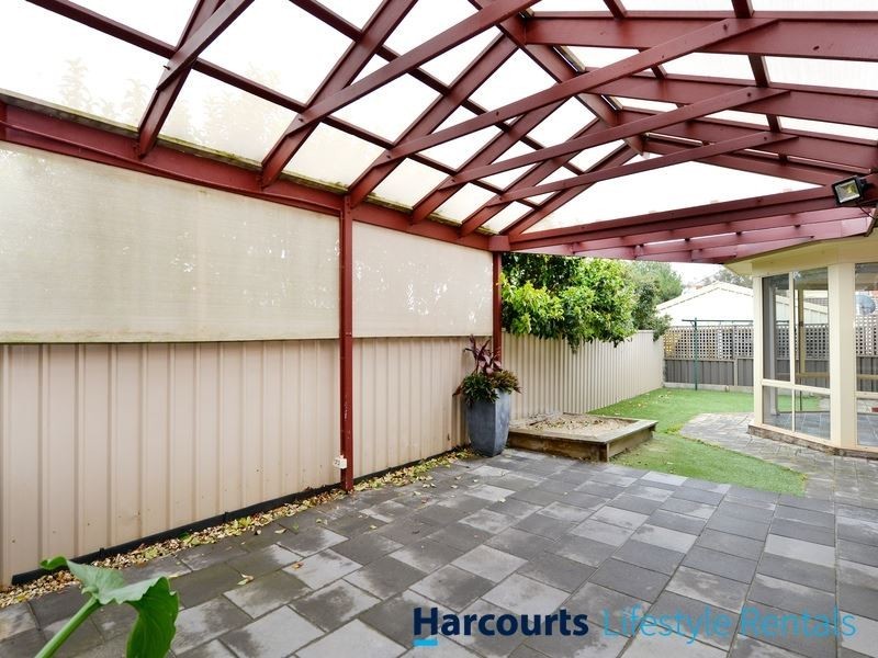 27 Kallamurra Street, Hallett Cove SA 5158