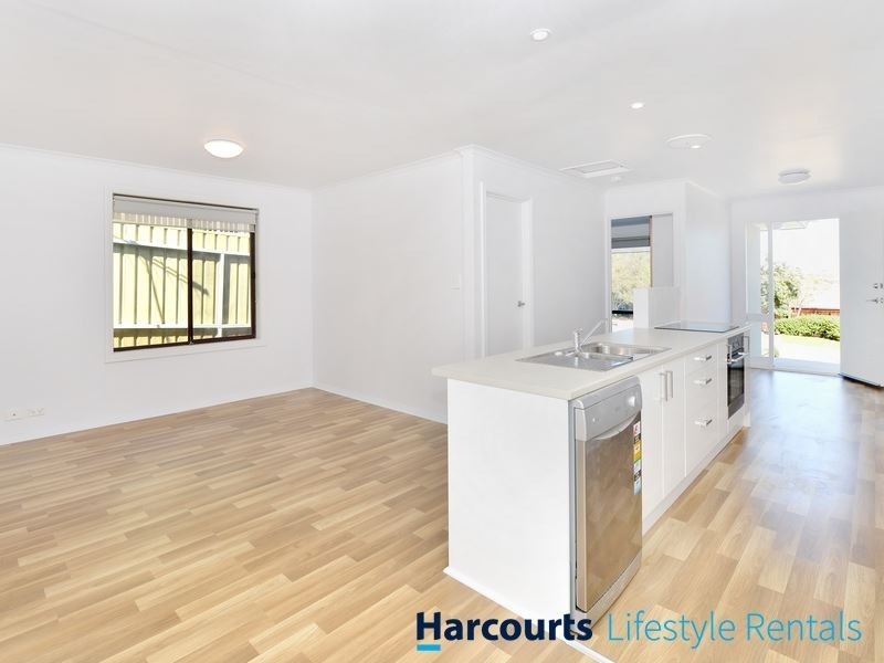 15a Slade Crescent, Hallett Cove SA 5158