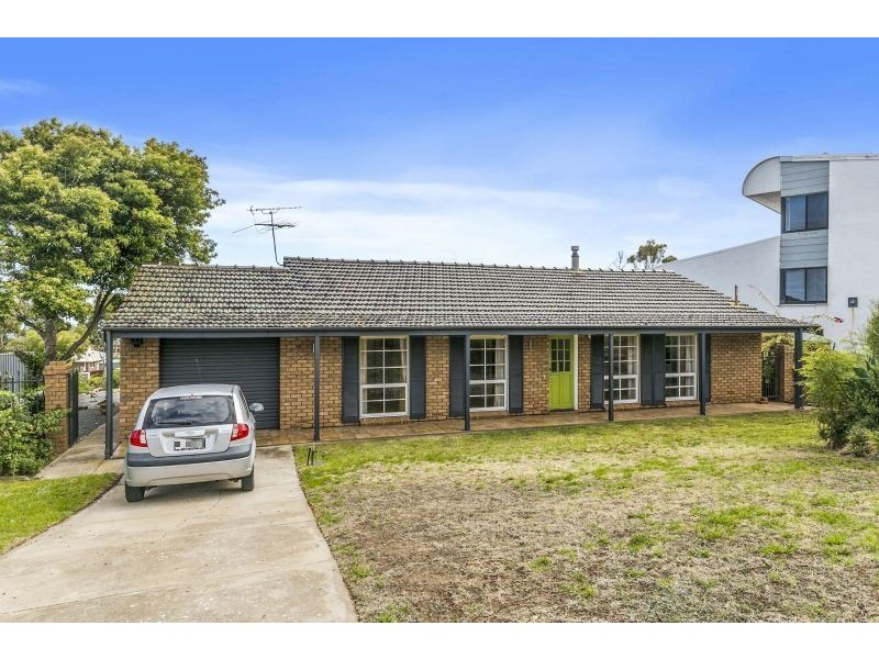 14 Grand Central Avenue, Hallett Cove SA 5158