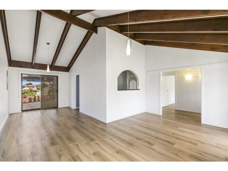 14 Grand Central Avenue, Hallett Cove SA 5158
