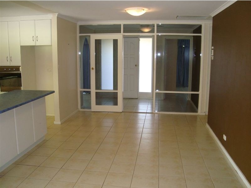 34 Warilda Crescent, Hallett Cove SA 5158