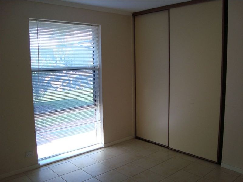 34 Warilda Crescent, Hallett Cove SA 5158