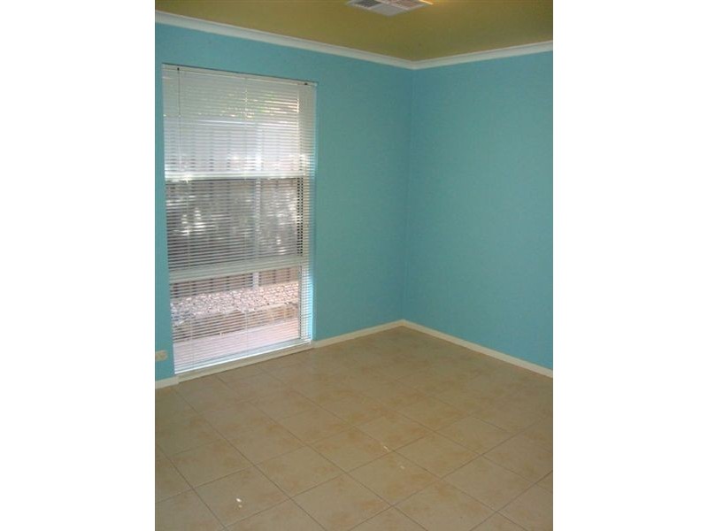 34 Warilda Crescent, Hallett Cove SA 5158