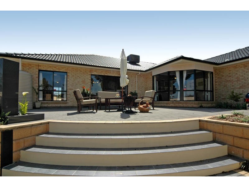 1 Warakila Road, Sheidow Park SA 5158