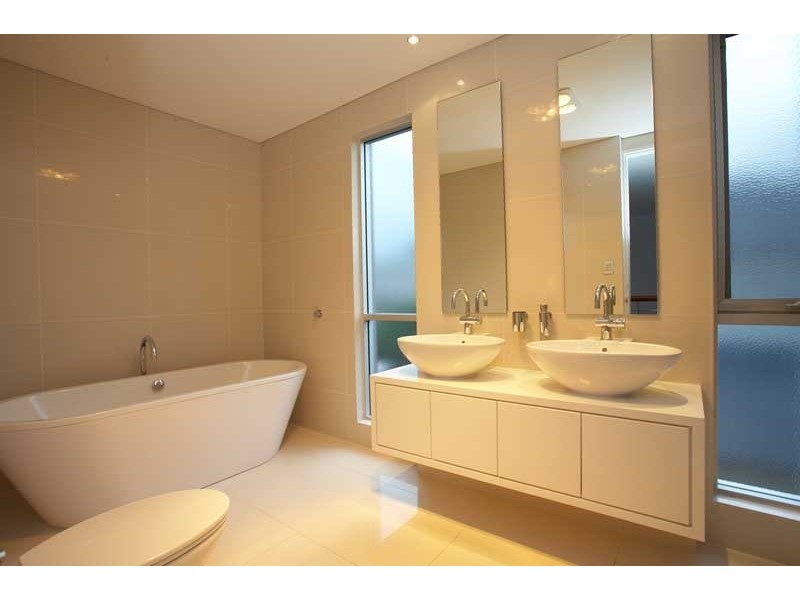 2 Ashburn Close, Bella Vista NSW 2153