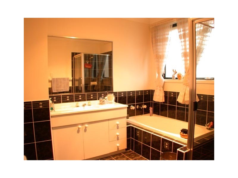 16/30-34 Bingara Crescent, Bella Vista NSW 2153