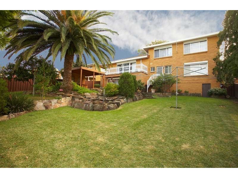 7 Bogan Ave, Baulkham Hills NSW 2153
