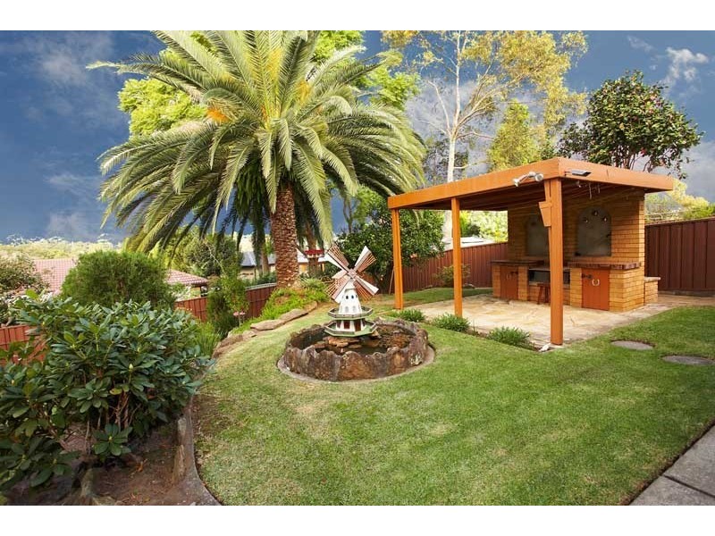 7 Bogan Ave, Baulkham Hills NSW 2153