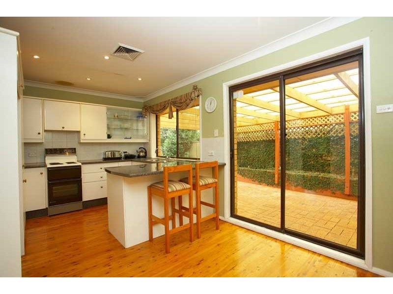 5 Tris Place, Kings Langley NSW 2147