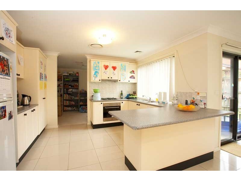 15 Avignon Place, Kellyville NSW 2155