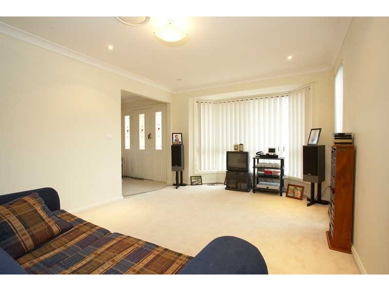 15 Avignon Place, Kellyville NSW 2155
