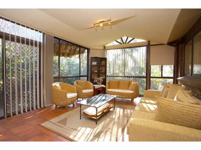 25 Goodhall Avenue, Baulkham Hills NSW 2153