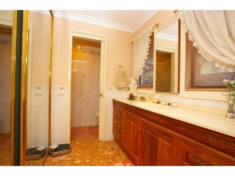 25 Goodhall Avenue, Baulkham Hills NSW 2153