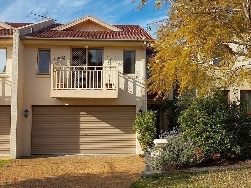 9 Warooga Ave, Baulkham Hills NSW 2153