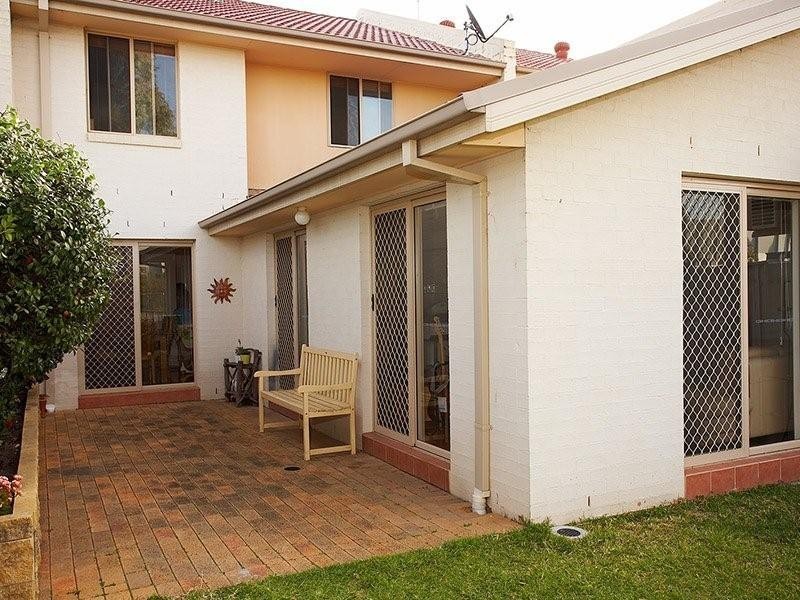9 Warooga Ave, Baulkham Hills NSW 2153