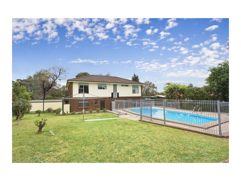6 Cropley Drive, Baulkham Hills NSW 2153
