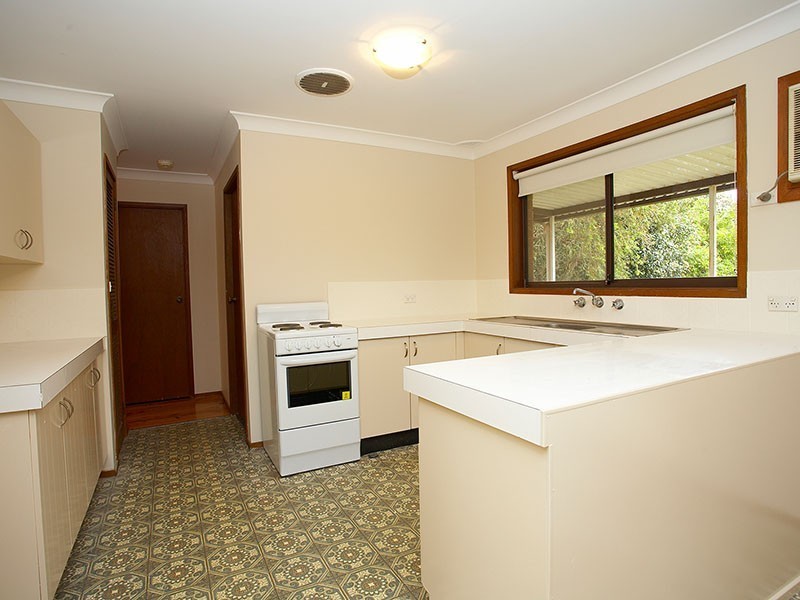 81 Hutchins Crescent, Kings Langley NSW 2147