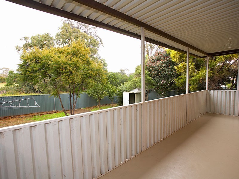 81 Hutchins Crescent, Kings Langley NSW 2147