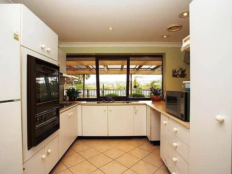 8 Britannia Road, Castle Hill NSW 2154