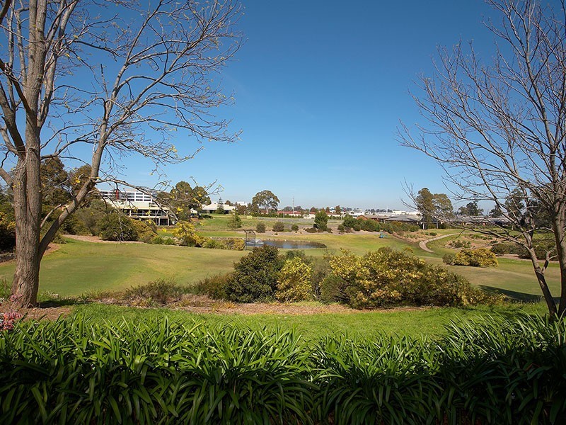 3 Castle Pines Drive, Baulkham Hills NSW 2153
