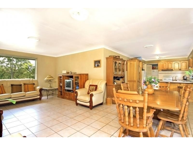 29 Allambie Avenue, Northmead NSW 2152