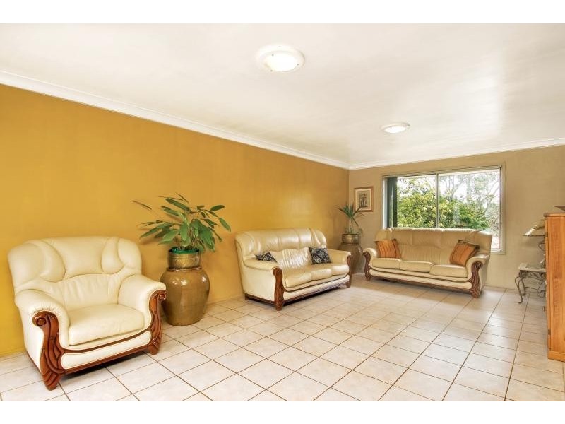 29 Allambie Avenue, Northmead NSW 2152