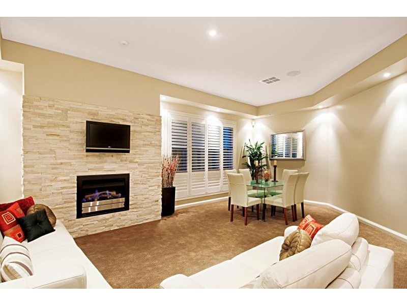 17 Chepstow Drive, Castle Hill NSW 2154