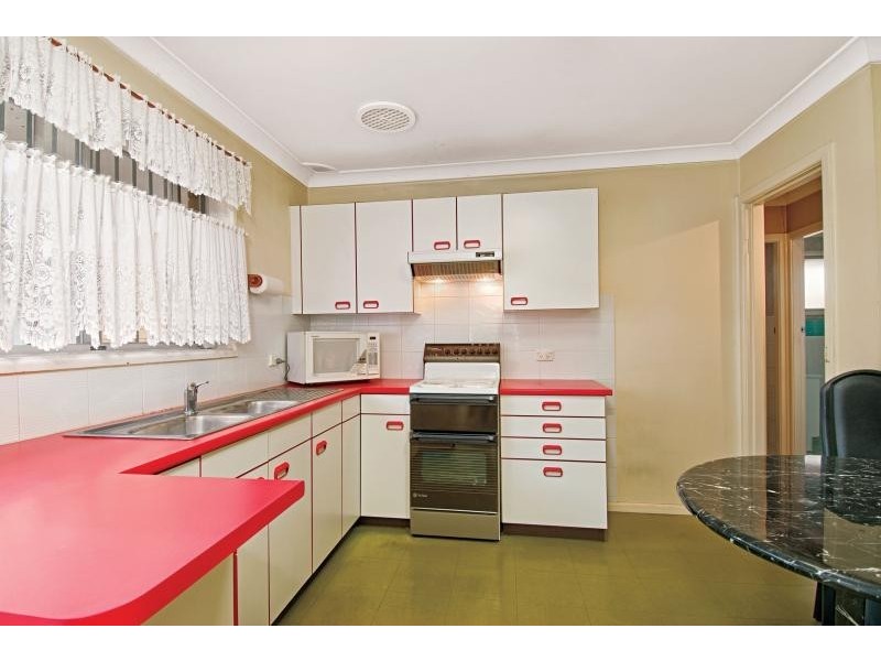 10 Nottingham Street, Northmead NSW 2152