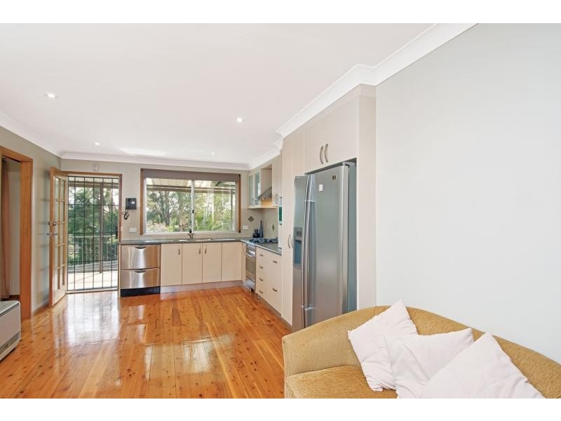 6 Jamberoo Avenue, Baulkham Hills NSW 2153