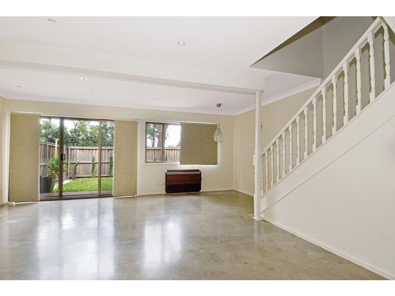 2/2 Cross Street, Baulkham Hills NSW 2153