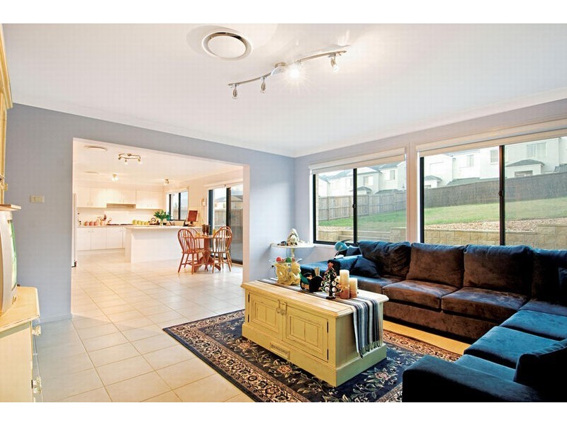 25 Fairmont Avenue, Baulkham Hills NSW 2153