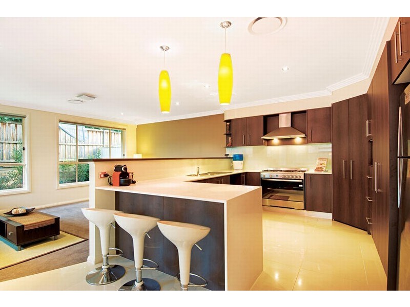 8 Finch Place, Castle Hill NSW 2154