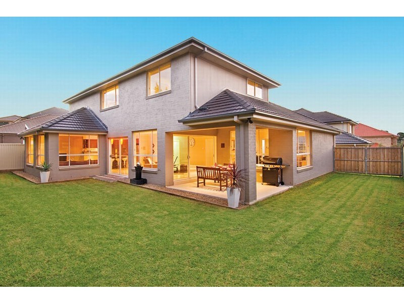 8 Finch Place, Castle Hill NSW 2154