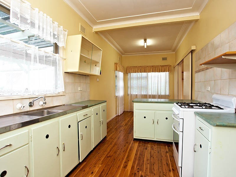 15 Vienna Street, Seven Hills NSW 2147