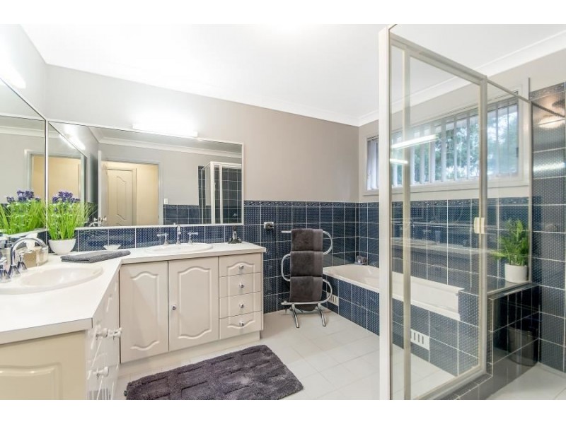18 Hildegard Place, Baulkham Hills NSW 2153
