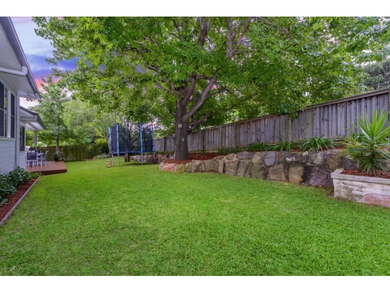 2 Redbank Place, Northmead NSW 2152