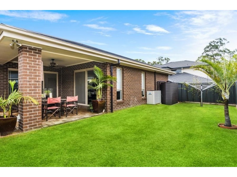 18 Dempsey Crescent, Kellyville NSW 2155